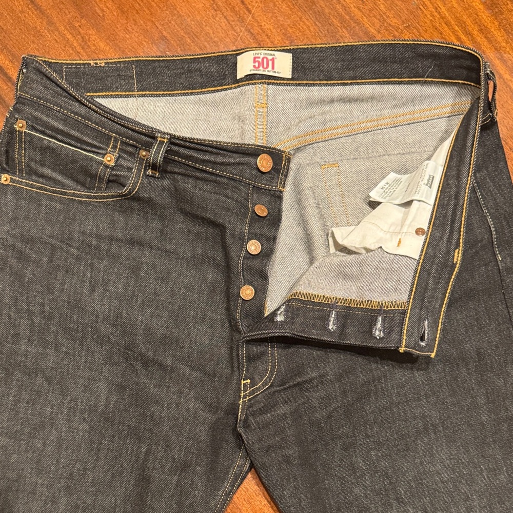 Classic Levi’s 501 Black Denim Jeans image 5